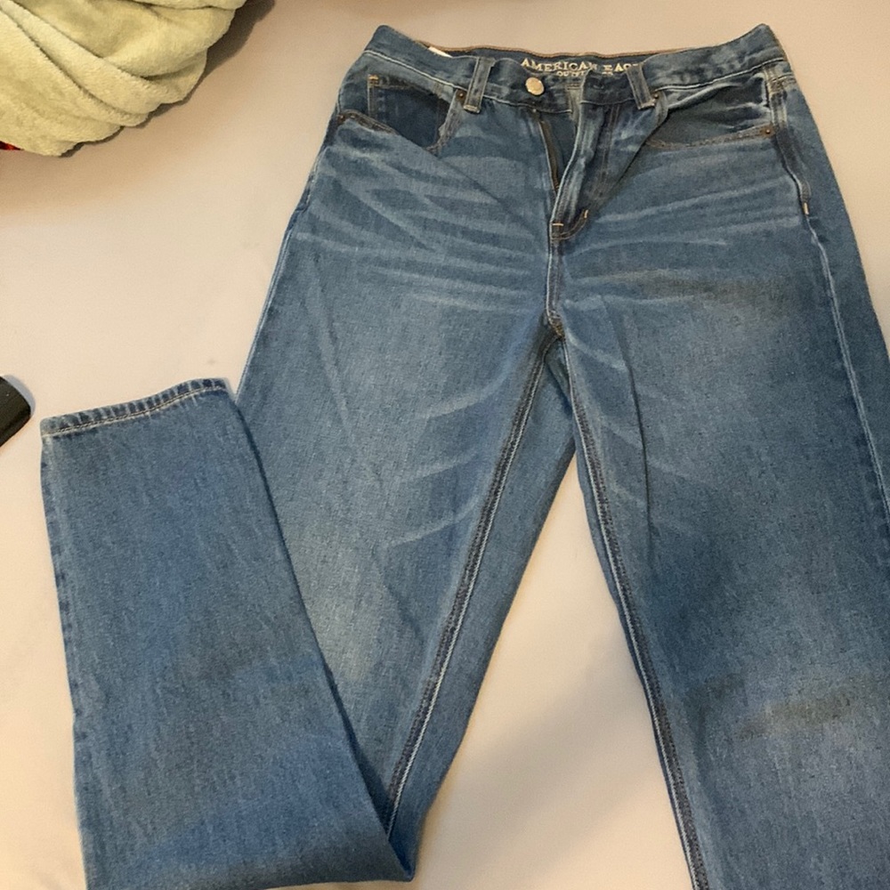 American Eagle outfitters mom Jean size 2 extra long inseam  32.5